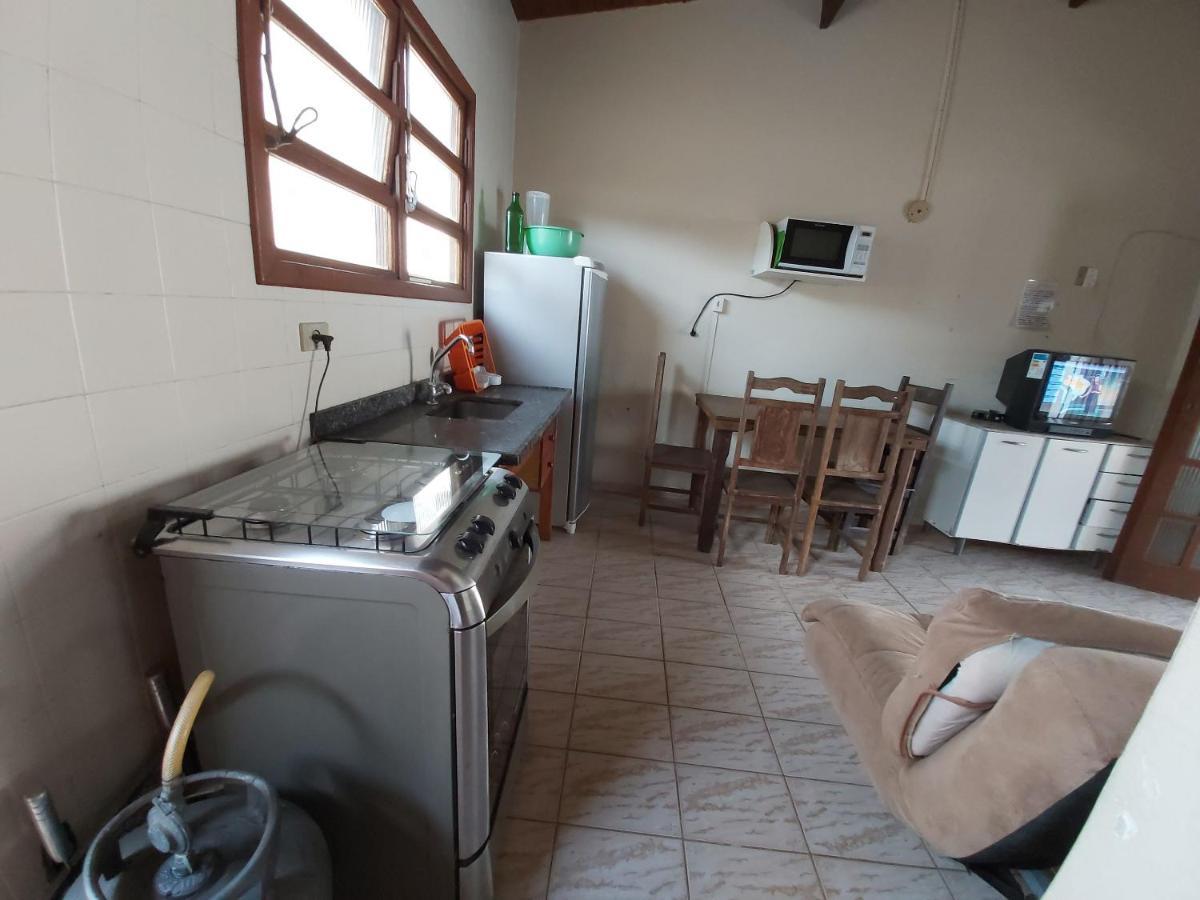 ウバトゥバ 0006.03 - Maranduba - Chale - 1 Dorm - 5 Pess - 3 Quadras Do Mar - Piscina Coletiva - Wifiヴィラ エクステリア 写真